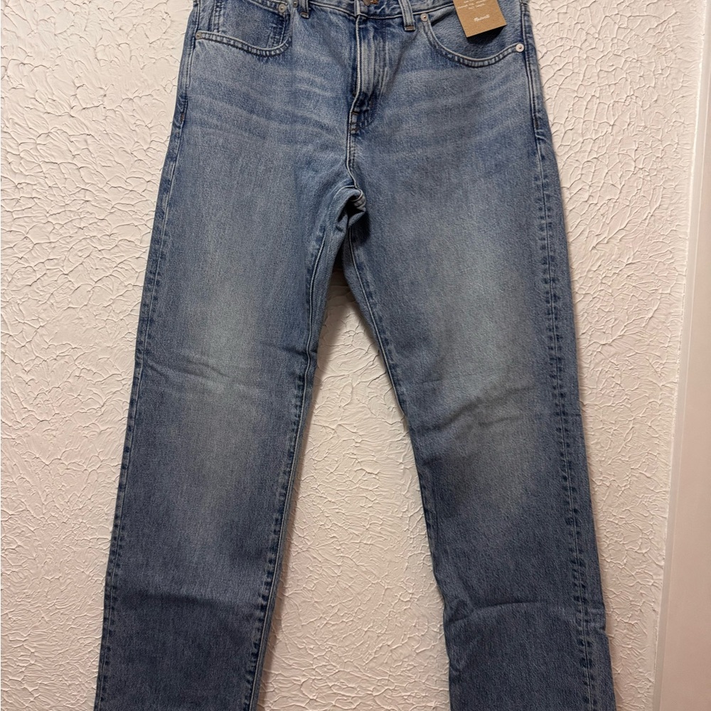Madewell Women’s 90’s Low Rise Straight Jeans in Arlene Wash